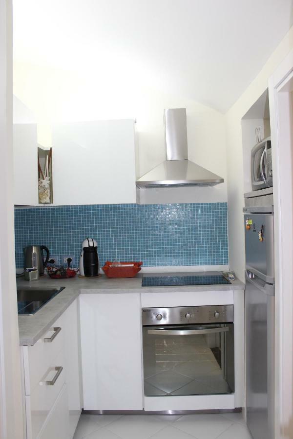 Napoli A Chiaia Apartment Luaran gambar