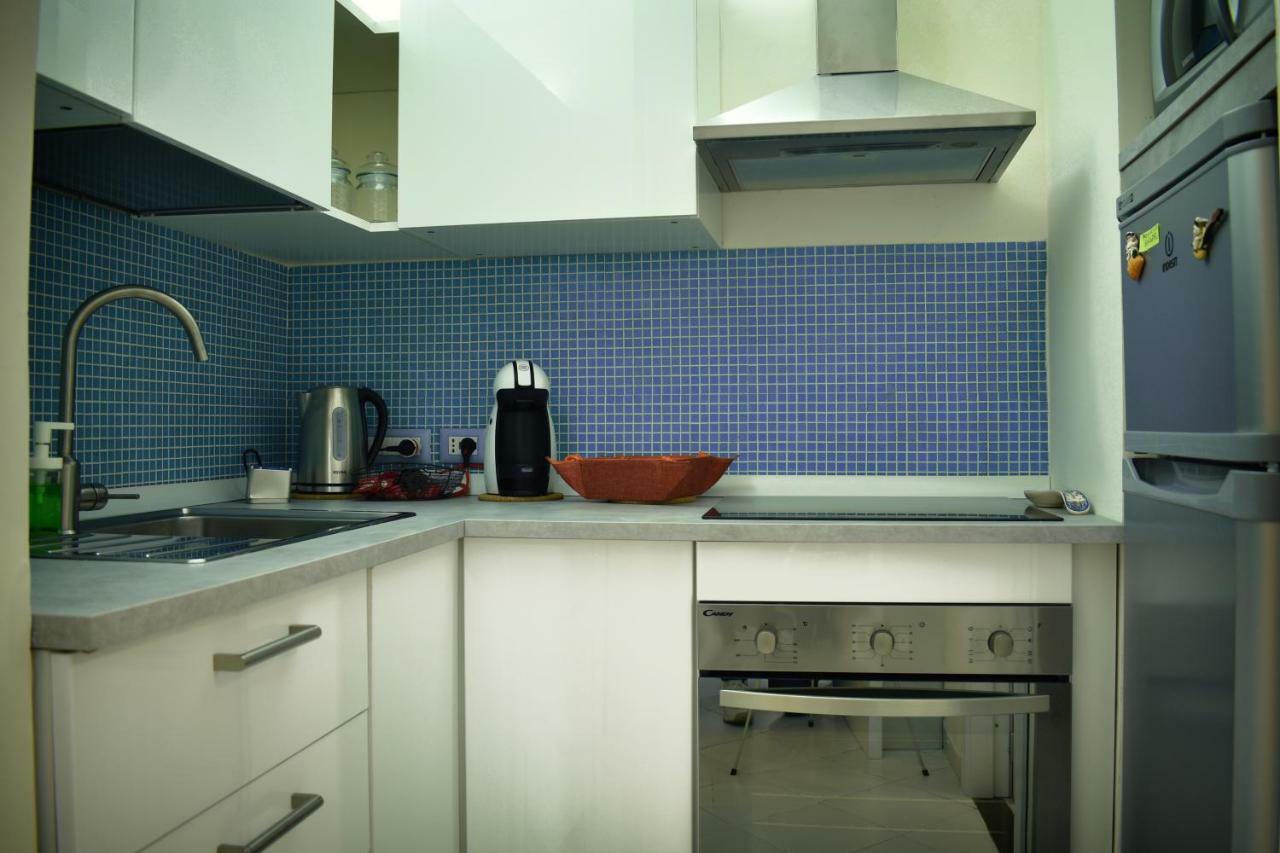 Napoli A Chiaia Apartment Luaran gambar