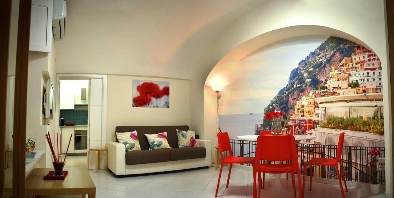 Napoli A Chiaia Apartment Luaran gambar